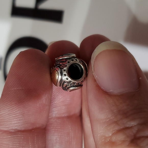 Retired Pandora 2011 Limited Edition Black Friday Midnight Heart Bead - Picture 5 of 5